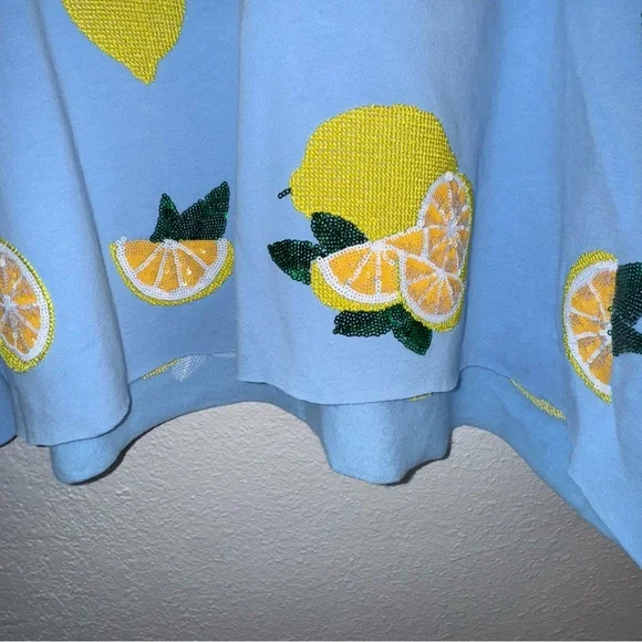 Queen of Sparkles Lemon Cropped Sweatshirt. - Picture 2 of 5